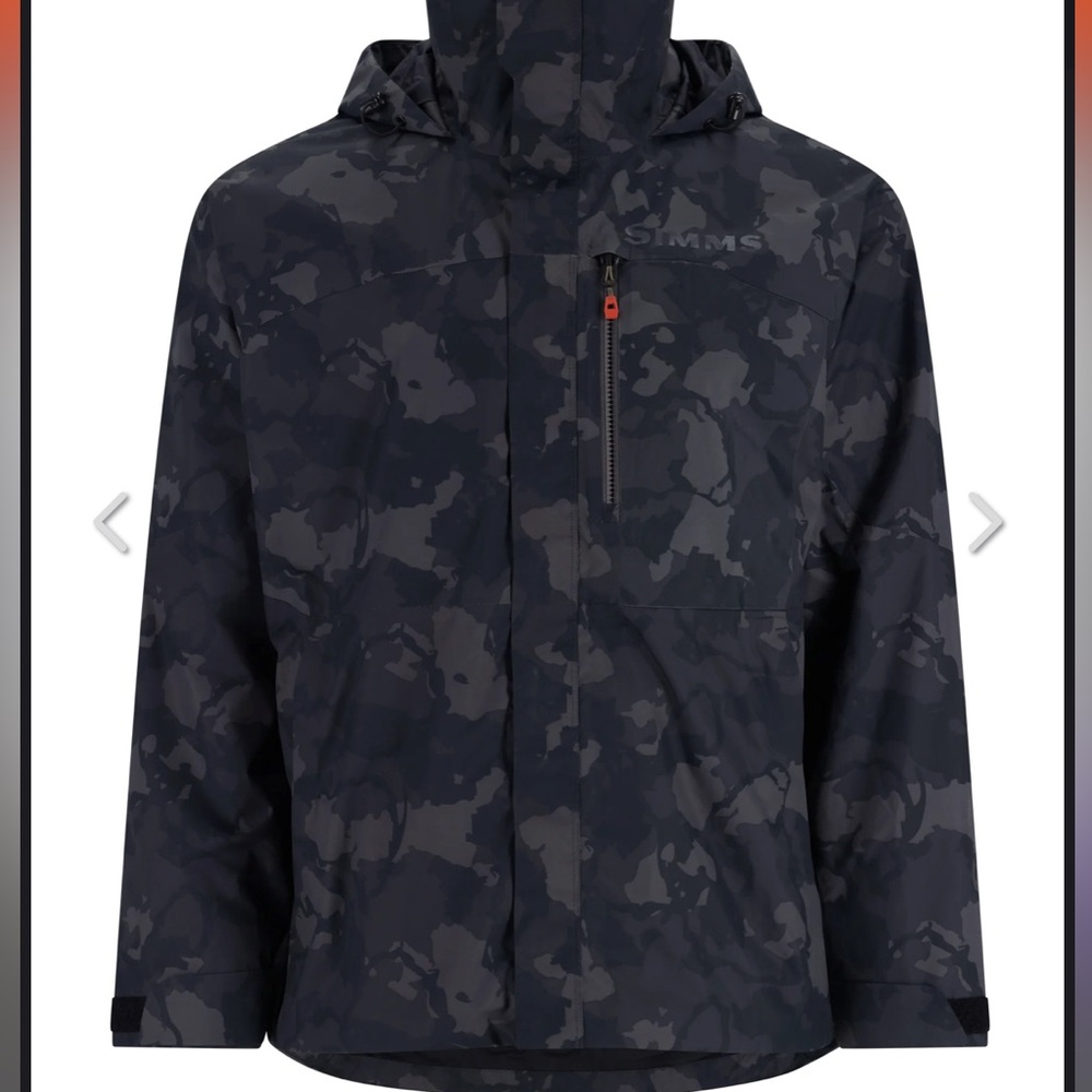 Simms Camouflage Jacket - Black and Gray small challenger fishing coat